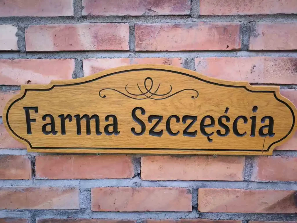 szyld reklamowy drewniany